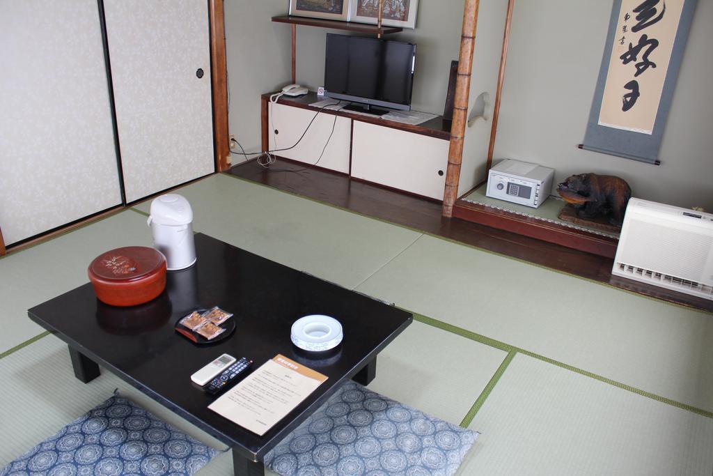Kinokuniya Ryokan Fudzsiszava Szoba fotó
